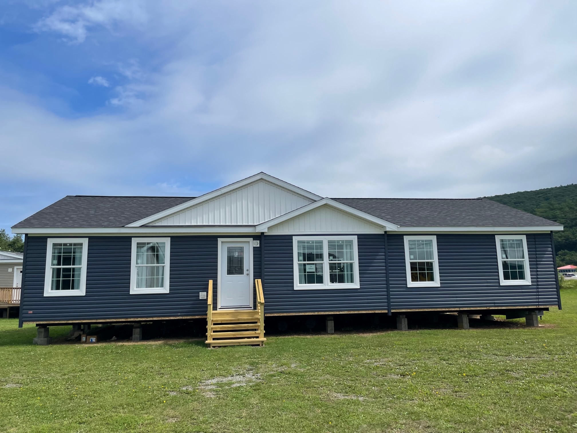 Upgrade Dark Siding & Dormer